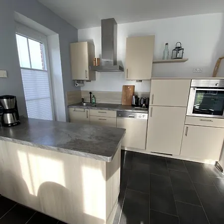 Haus Am Dorfteich D Mit Spielplatz