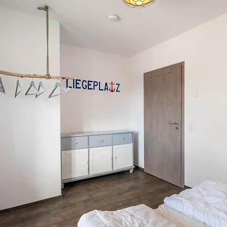 Haus Am Dorfteich D Mit Spielplatz Fehmarn