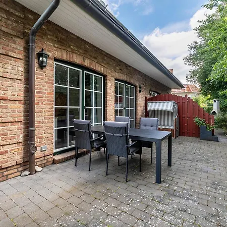 Hébergement de vacances Haus Am Dorfteich D Mit Spielplatz Fehmarn