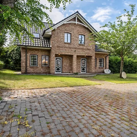 Hébergement de vacances Haus Am Dorfteich D Mit Spielplatz Fehmarn