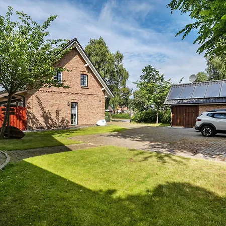 Haus Am Dorfteich D Mit Spielplatz *
